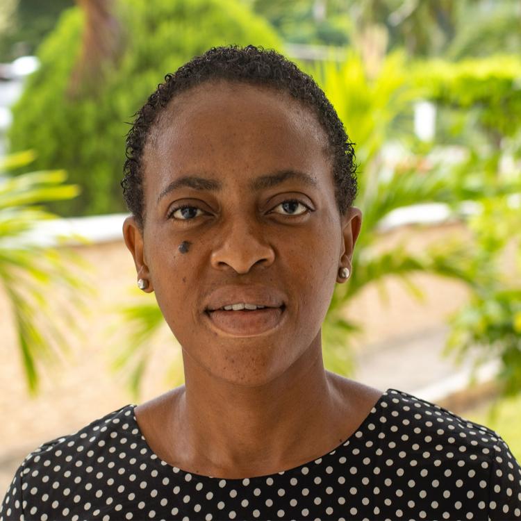 Amissah, Mavis Abbam 